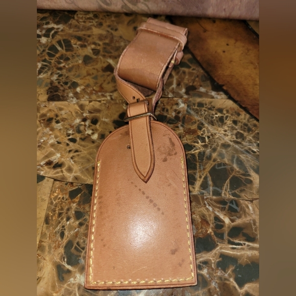 Louis Vuitton Tan Luggage Tag - Picture 2 of 4